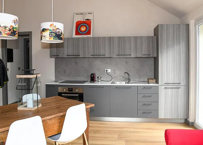 Jupliuc Cir 0195 & Cir 0196 아파트 아오스타